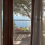 Vista Blu Apartment